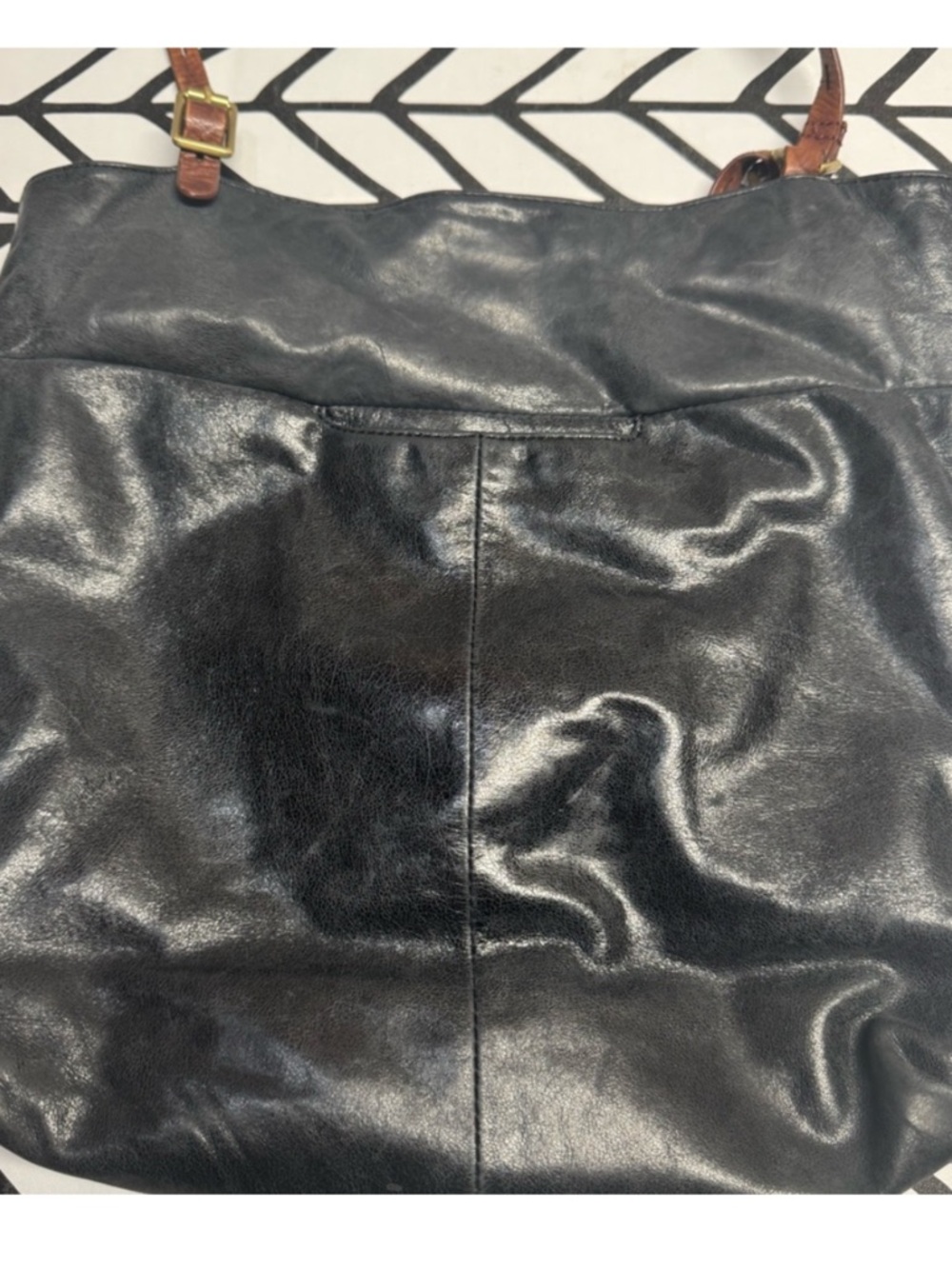 HOBO Brand Lennon Bag - Picture 2 of 5